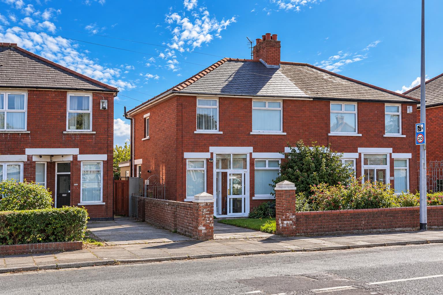 Barry Road, Barry